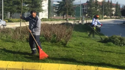 Park Bahçeler Müdürlüğü Hız Kesmeden Çalışıyor