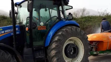 Sapanca'da Larva İlaçlaması Başladı
