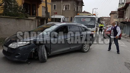 Sapanca'da Trafik Kazası: 2 Yaralı
