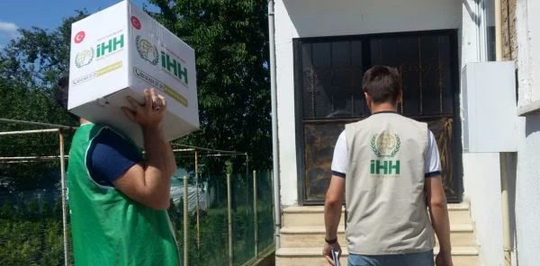 İhh Ramazan Kolileri Dağıtılmaya Başlandı