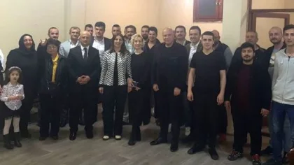 Kadınların Başına Elif Saral Uzun Geçti