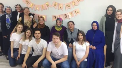 'Otizmin Farkındayız, Annelerin Yanındayız'