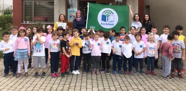 Sapanca'nın İlk Yeşil Bayrağı'nı Aldılar