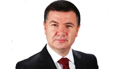 ''Sapanca'nın Ormanlarına Bakarken''
