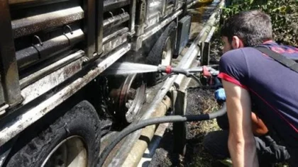 TEM Otoyolu Sapanca Geçişinde Lastiği Tutuşan Tır Korkuttu