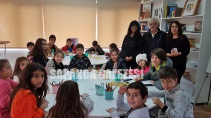 Karikatürist Meral Onat Minikler için Geldi