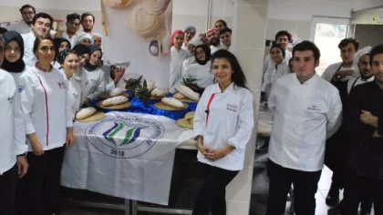 Şefler Sapanca'da Ekmek Yapımını Anlattı
