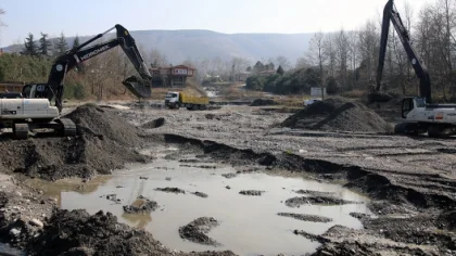 Sapanca Kurtköy Deresi Islah Ediliyor
