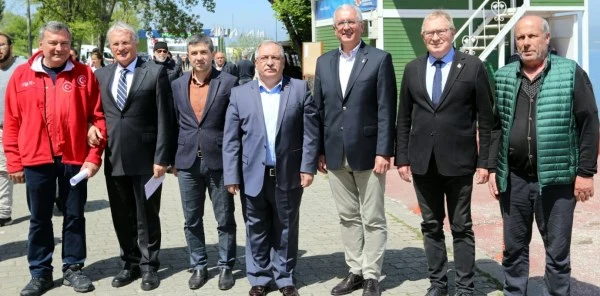 Kürekte Büyük Heyecan Sapanca'da Başladı