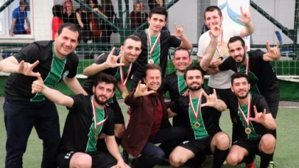 Sevinçlerini İşaret Diliyle Yaşadılar