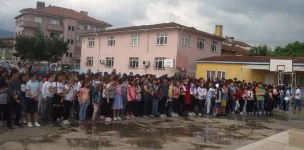 Alaçam'da Karne Töreni