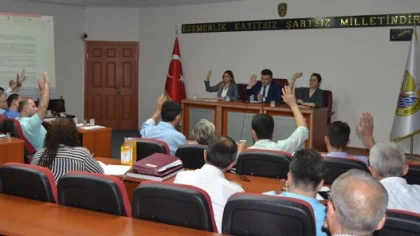 Belediyenin İlk Hukuk Komisyonu Kuruldu