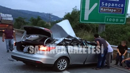 Otomobil Tır'a Çarptı: 2 Yaralı