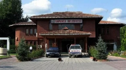 Başkanın Adı ile Yardım Topluyorlar