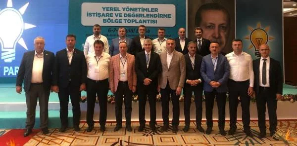 Başkan Özen, Yerel Yönetimler Toplantısına Katıldı