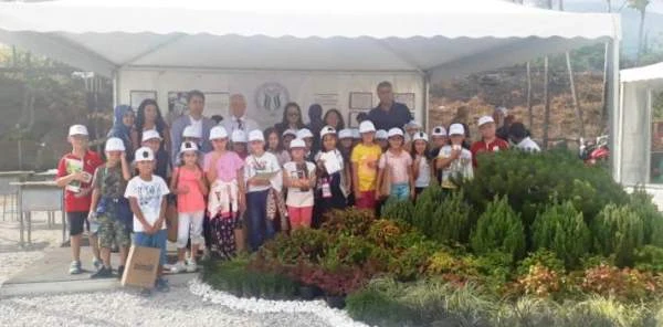 Minik Öğrencilere Tabiat Dersi