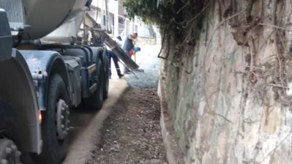 Yanık Mahallesi'nde Çalışmalar Devam Ediyor