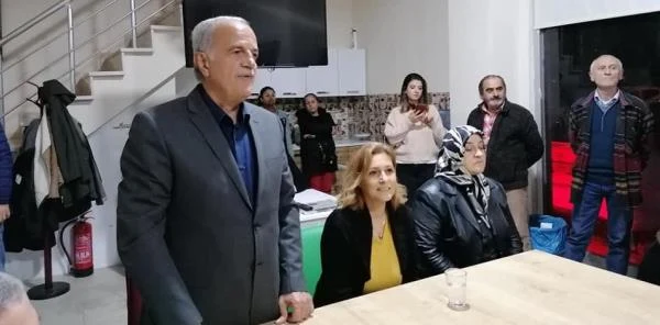 Kahraman Adaylığını Böyle Duyurdu