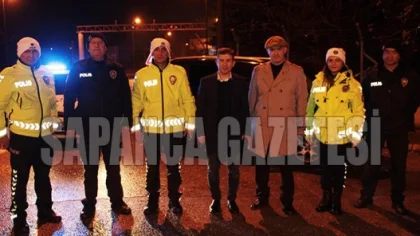 Kaymakam Bayar Ekiplerin Yeni Yılını Kutladı