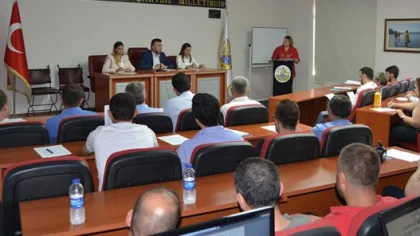 Meclis Toplantıları 3 Ay Ertelendi