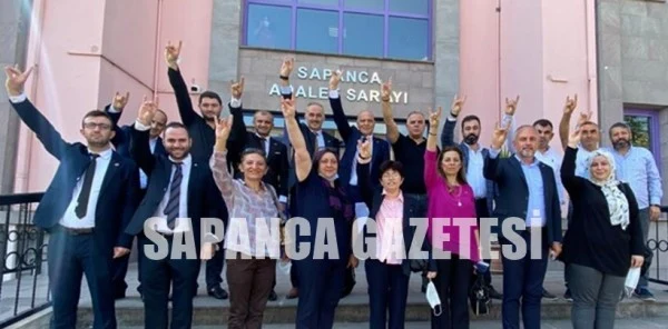 Milliyetçi Hareket Partisi İlçe Başkanı Gökhan Alemdar Mazbatasını Aldı