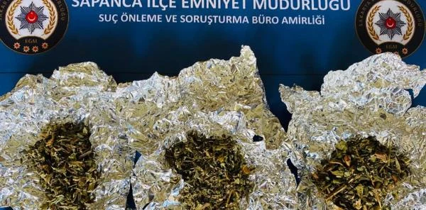 Şüpheli Araçtan Uyuşturucu Çıktı