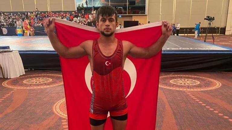 Mükremin Aktaş 2. Kez Dünya Şampiyonu