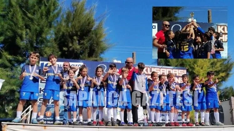 Sapanca Akademispor Esti Gürledi