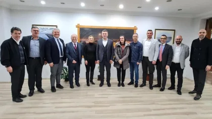 Başkan Özen Turizmcileri Ağırladı