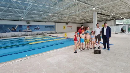 Sapanca'da Yüzme Havuzunda Eğitimler Başladı