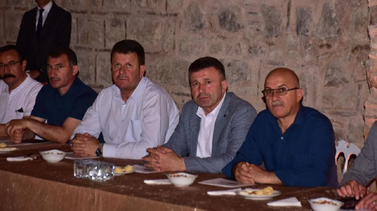 Başkan Özen, İpekyolu Belediyeler Birliği Toplantısına Katıldı