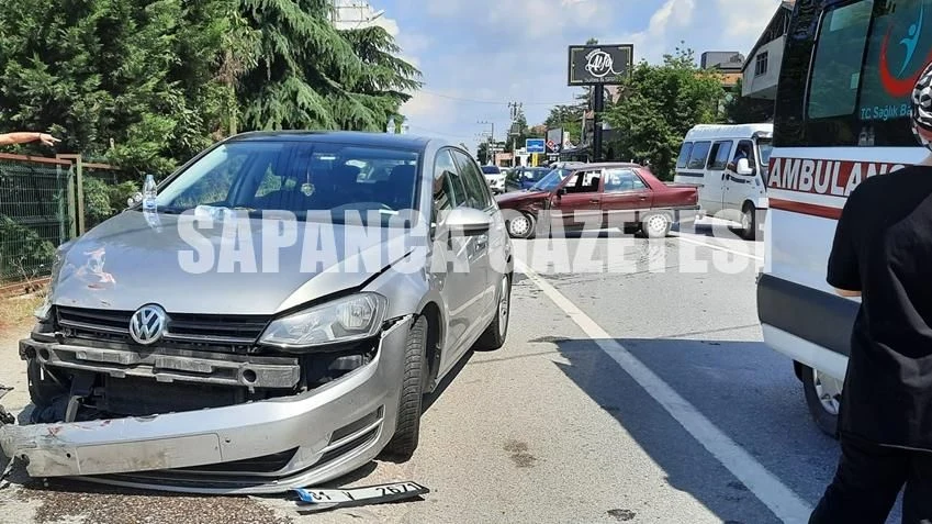 Sapanca'da Trafik Kazası: 1 Yaralı