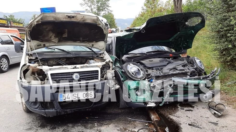 Sapanca'da Trafik Kazası: 1 Yaralı