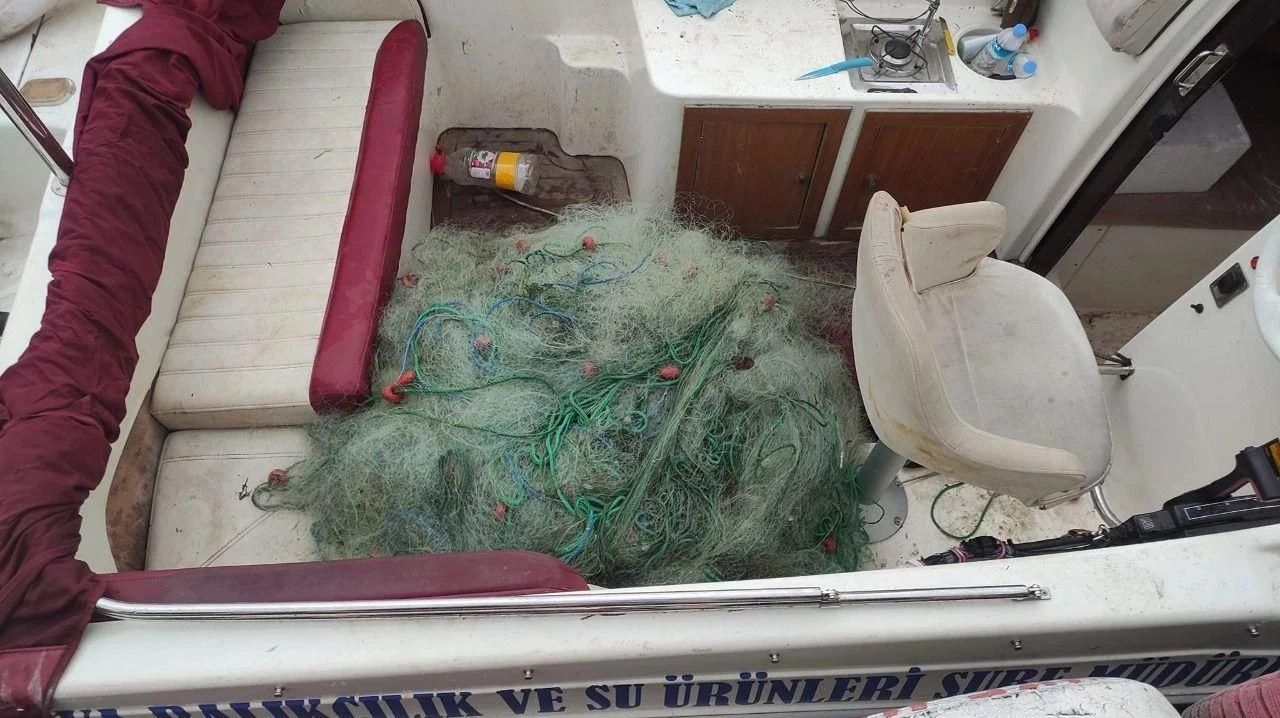 Sapanca Gölü'nde 'Hayalet Ağ' Operasyonu!