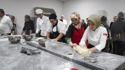 Asrın Felaketine Sapanca'dan Yardımlar Sürüyor