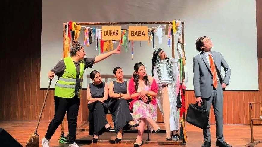 ''Durak'' İsimli Tiyatro Oyunu Büyük Beğeni Topladı