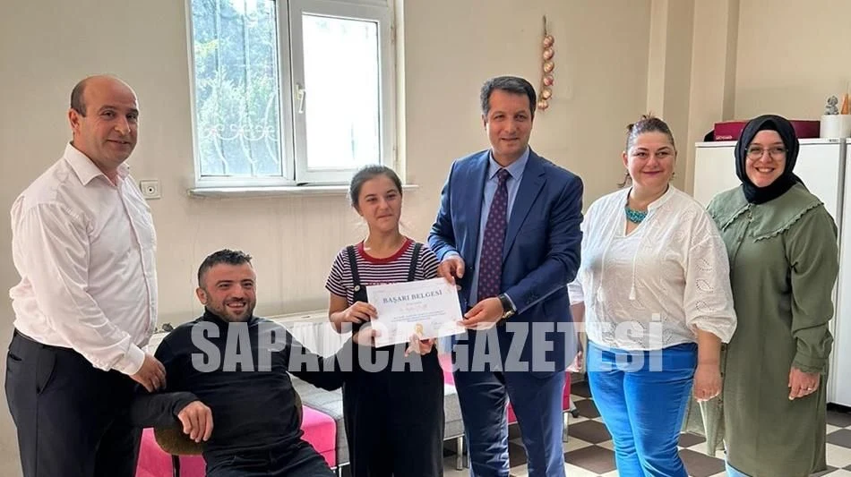 Sapanca'daki Özel Bireylere Başarı Belgesi Verildi