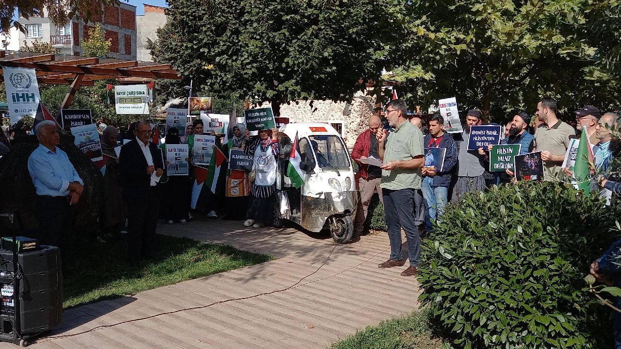 İhh Sapanca'dan Filistin'le Dayanışma Etkinliği