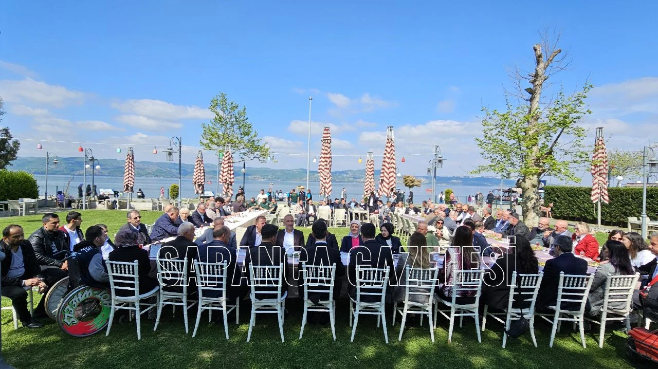 Sapanca'da Protokol Bayramlaşması Gerçekleşti