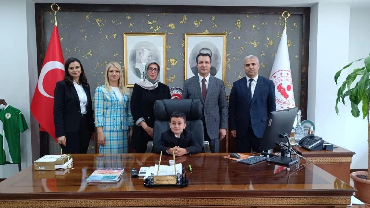 Sapanca Kaymakamı Koltuğunu Halil İbrahim Ağır'a Devretti