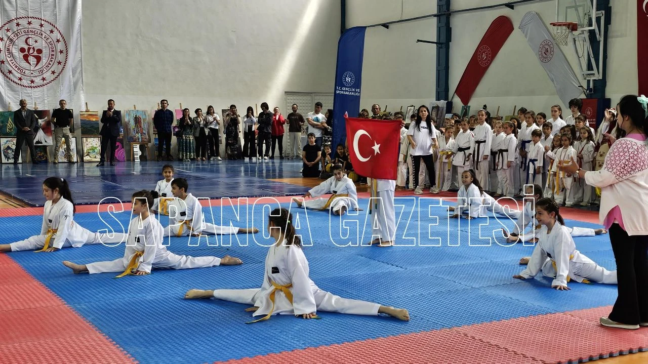 Sapanca'da 19 Mayıs Çoşkusu