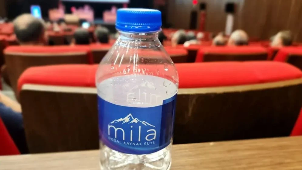 Sapanca'nın Ambalajlı Suyu Kocaeli Büyükşehirde Gündem Oldu