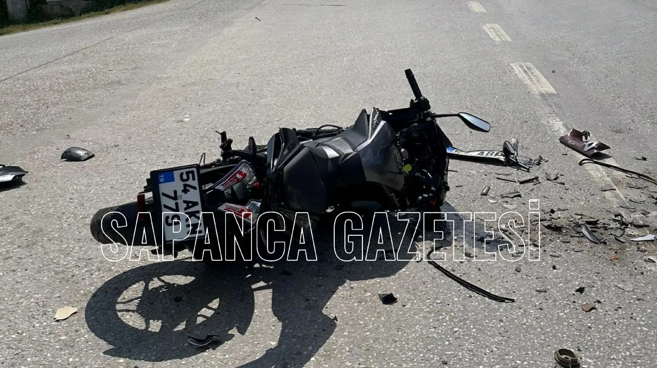 Motosiklet ile Otomobil Çarpıştı: 1 Yaralı