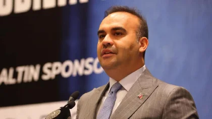 Bakan Kacır Mobilya Sektör Zirvesi'nde Konuştu