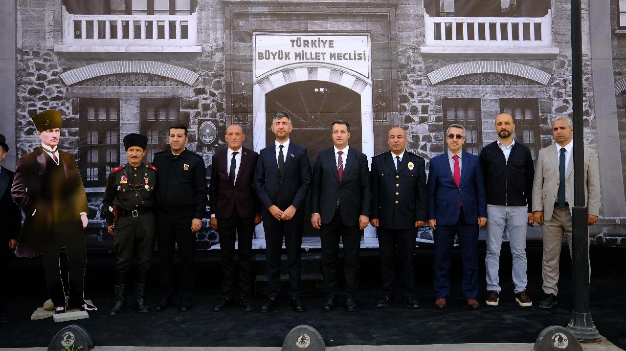 Belediyeden, Cumhuriyet Bayramına Özel Etkinlikler Düzenlendi