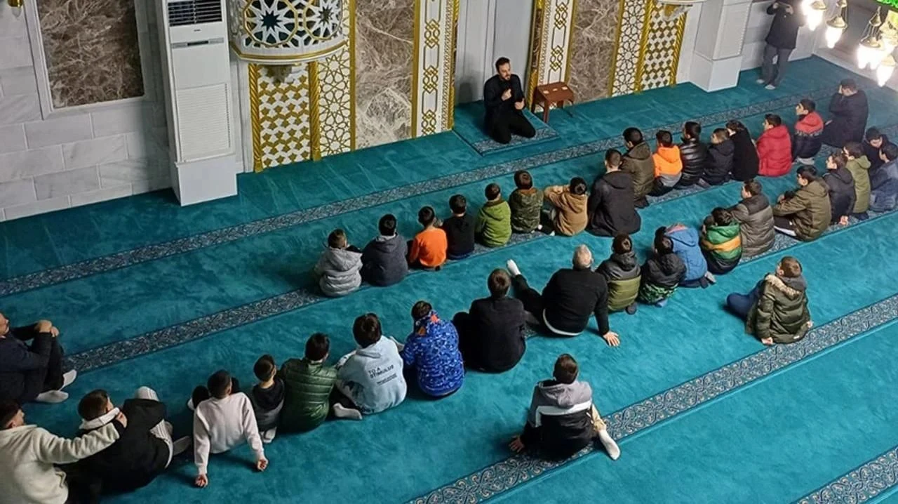 Müftülük Tarafından Gençlik Buluşması Programı Düzenlendi