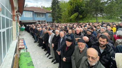 İsmail, İsa ve İlhan Sezer Kardeşlerin Anne Acısı