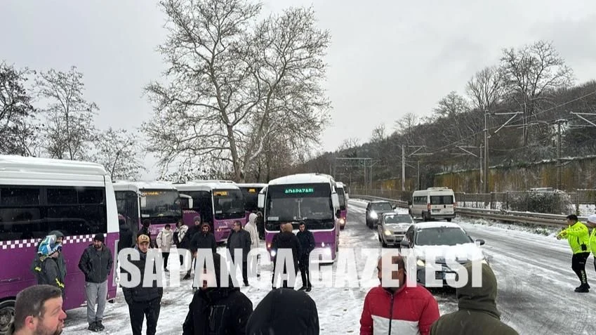 Sapanca-Adapazarı Yolunda Kar ve Buzlanma!