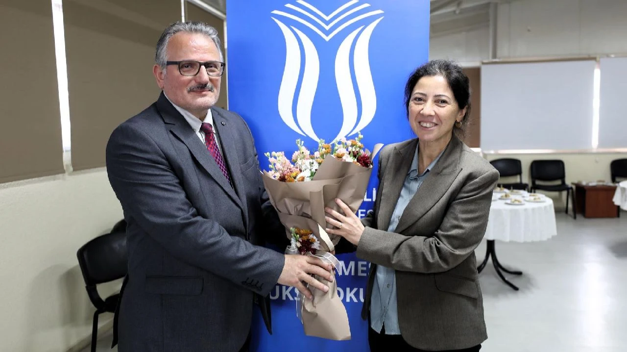 Sapanca Myo'nun Yeni Müdürü Doç. Dr. Boz Oldu
