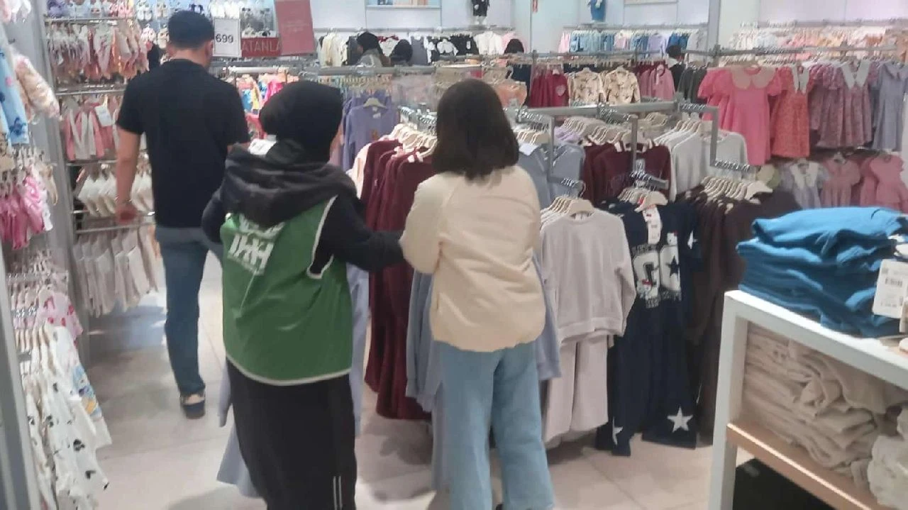 İhh Sapanca Temsilciliğinden Çocuklara Bayram Hediyesi